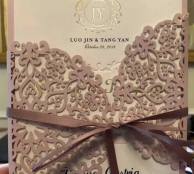 激光打標(biāo)機(jī)雕刻鏤空結(jié)婚請柬 與嘉賓一起見證唐嫣羅晉婚幸福愛情